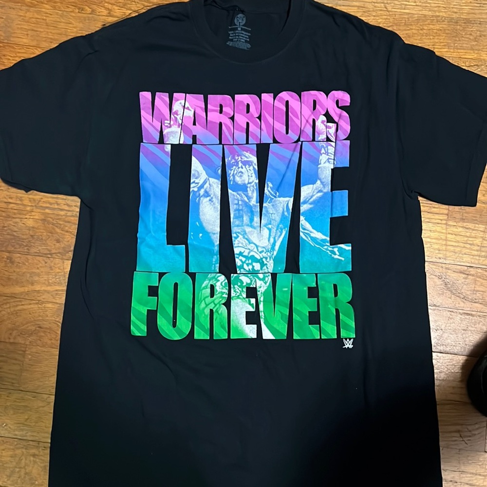 WWE Ultimate Warrior “Legends Live Forever” T-Shirt